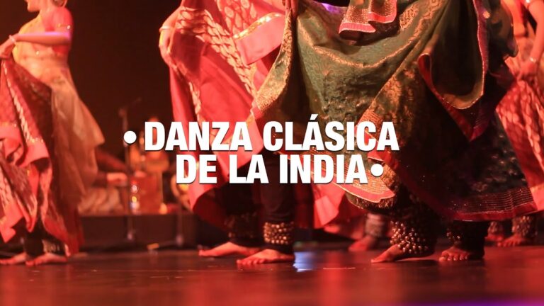 Vestuarios y Maquillaje en la Danza Clásica India: Belleza y Tradición